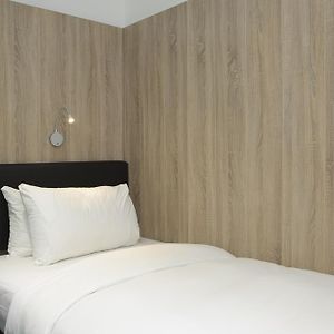 Single Room without Window